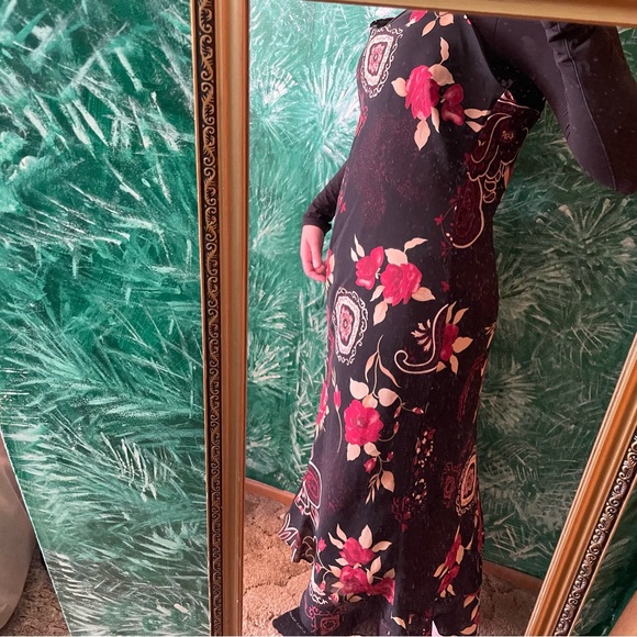 Jessica Spaghetti Strap Asymmetrical Hem with Pink Floral Pattern Slip Dress - Picture 2 of 9